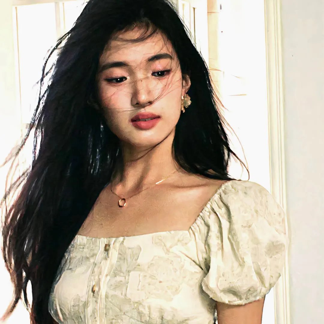 成长的少女封面